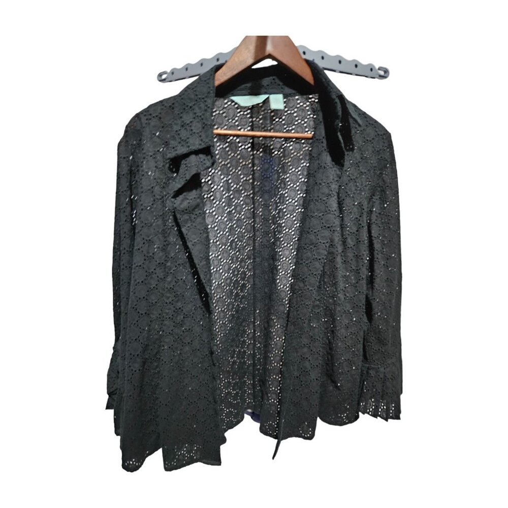 John Forsyth Women’s Black Floral, Button Lace Jacket. XL. $19.00